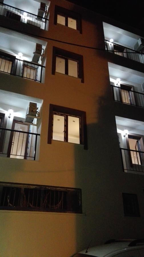 Merkez Otel Izmir Bagian luar foto