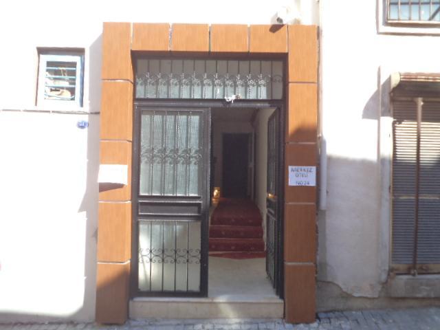 Merkez Otel Izmir Bagian luar foto